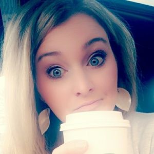 Meet your Posher, Becky